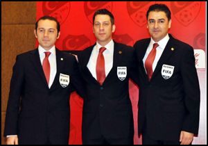 28 hakem FİFA kokartı taktı