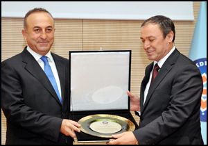 Çavuşoğlu: Utanıyoruz
