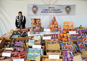 Antalya'da patlayıcı yanıcı madde operasyonu