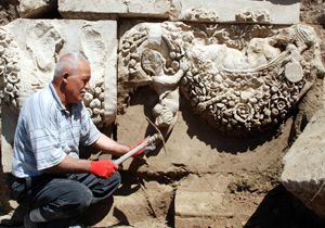 Myra Antik Kenti'nde yaz dönemi kazı çalışmaları başladı