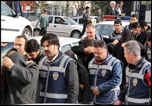5 ilde 'Kokteyl' operasyonu:19 gözaltı