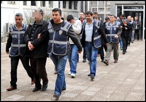 Oğlunun ölümünden sorumlu tuttuğu kişiyi öldürttü