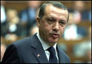Kasetin birinden girdi diğerinden çıktı