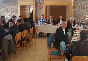 Polis, internet kafe sahipleri ile bir araya geldi