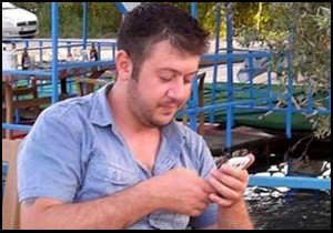 Eşini 14 yerinden bıçaklayarak öldürüp, intihar etti
