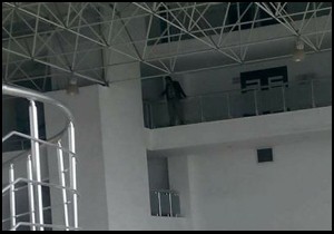 Muratpaşa'da intihar girişimi