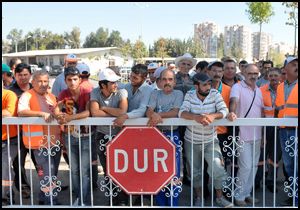 Büyükşehir'de iş bırakma eylemi