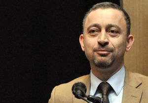 Ümit Kocasakal: Şimdiki aydınlar hormonlu