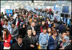 İstihdam fuarına yoğun ilgi