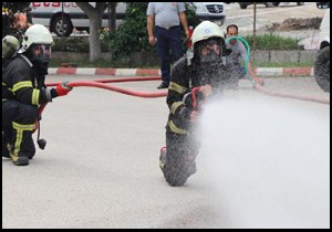 İtfaiye ekiplerine kurtarma eğitimi