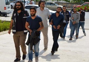Milas'ta 98 kaçak yakalandı, 3 organizatör tutuklandı