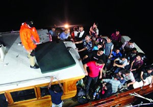 Manavgat'ta 100 kaçak yakalandı