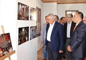 Kaş'ın gülen yüzleri sergilendi