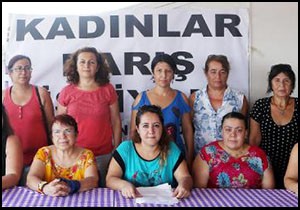 Kadınlar barış için sokağa çıkıyor
