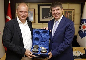 TUI CEO SU Ebel: Antalya ile kalitede rekabet edilemez