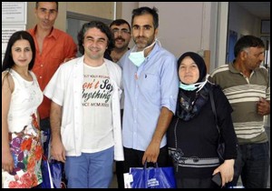 Kan bankası gönüllüleri çocukları sevindirdi