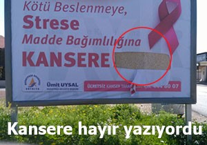 Muratpaşa'nın pankartlarına saldırı