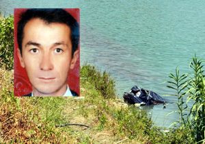 Otomobil Karacaören Barajı'na uçtu: Baba-oğul öldü