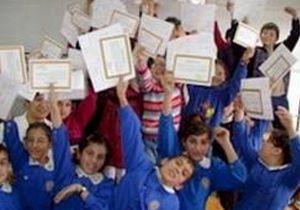 Öğrenciler Cuma günü karne alacak