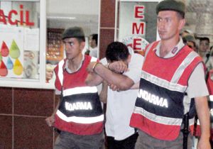 Trafik'te yol kavgası: 2 yaralı