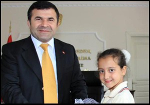 Çocuk kaymakam derslik istedi