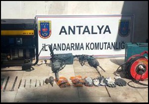 Jandarmadan kaçak kazı operasyonu