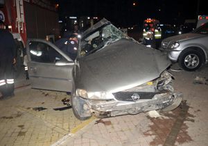 Yüzüncü Yıl Bulvarı'nda kaza: 2 ölü
