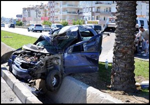 Manavgat ta trafik kazası: 3 yaralı