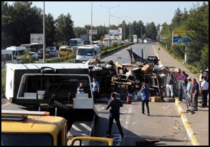 Antalya da zincirleme kaza