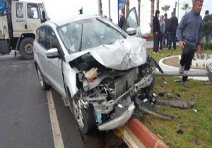 Alanya'da kaza 3 yaralı