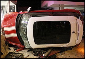 Antalya'da kaza: 2 yaralı