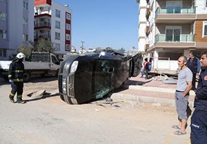 Antalya'da kaza: 2 yaralı