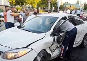 Alkollü sürücü kazası: 4 yaralı