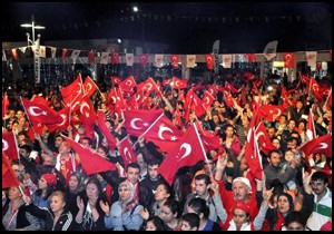 Kemer'de bayram coşkusu