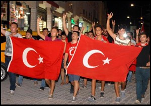 Kemer şehitler için yürüdü