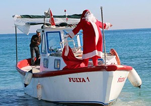 Kemer'e 'Noel Baba'lı yeni yıl tanıtımı