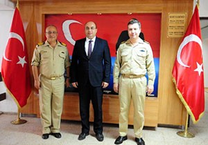 Akdeniz Sahil Güvenlik Komutanı'ndan, Kemer'e ziyaret