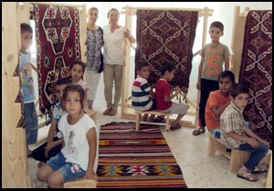 Öğrenciler kilim dokuyacak