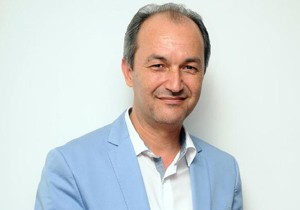 Karakaya'nın, 'Eyvah Müşteri Geldi' kitabı çıktı