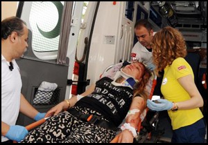 Levyeli komşu kavgası; 1 yaralı