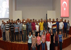 Sera üreticilerine virüs konferansı