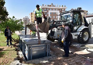 Çöp konteynerleri yeraltında