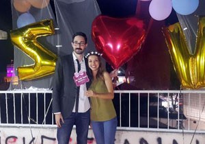 Korkuevinde mutluluk gözyaşları