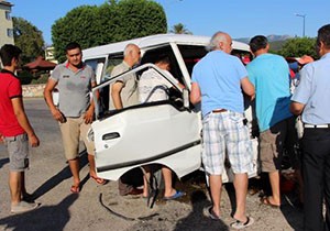 Kumluca'da kaza: 4 yaralı