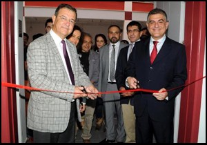 Güzel Sanatlar Fakültesi'ne bilgisayar laboratuvarı
