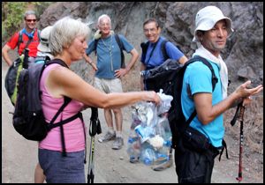 Biz kirlettik, turist temizledi