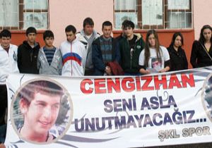 Liselilerden protesto