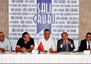 Türkiye'deki mülteci sayısı birçok ülke nüfusundan fazla