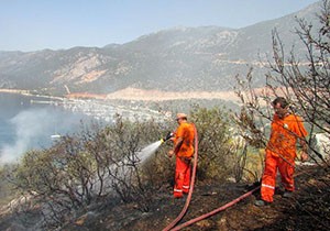 Kaş'ta makilik yangını