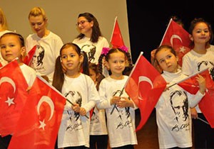 'Yabancıların Gözünden Atatürk Gecesi'